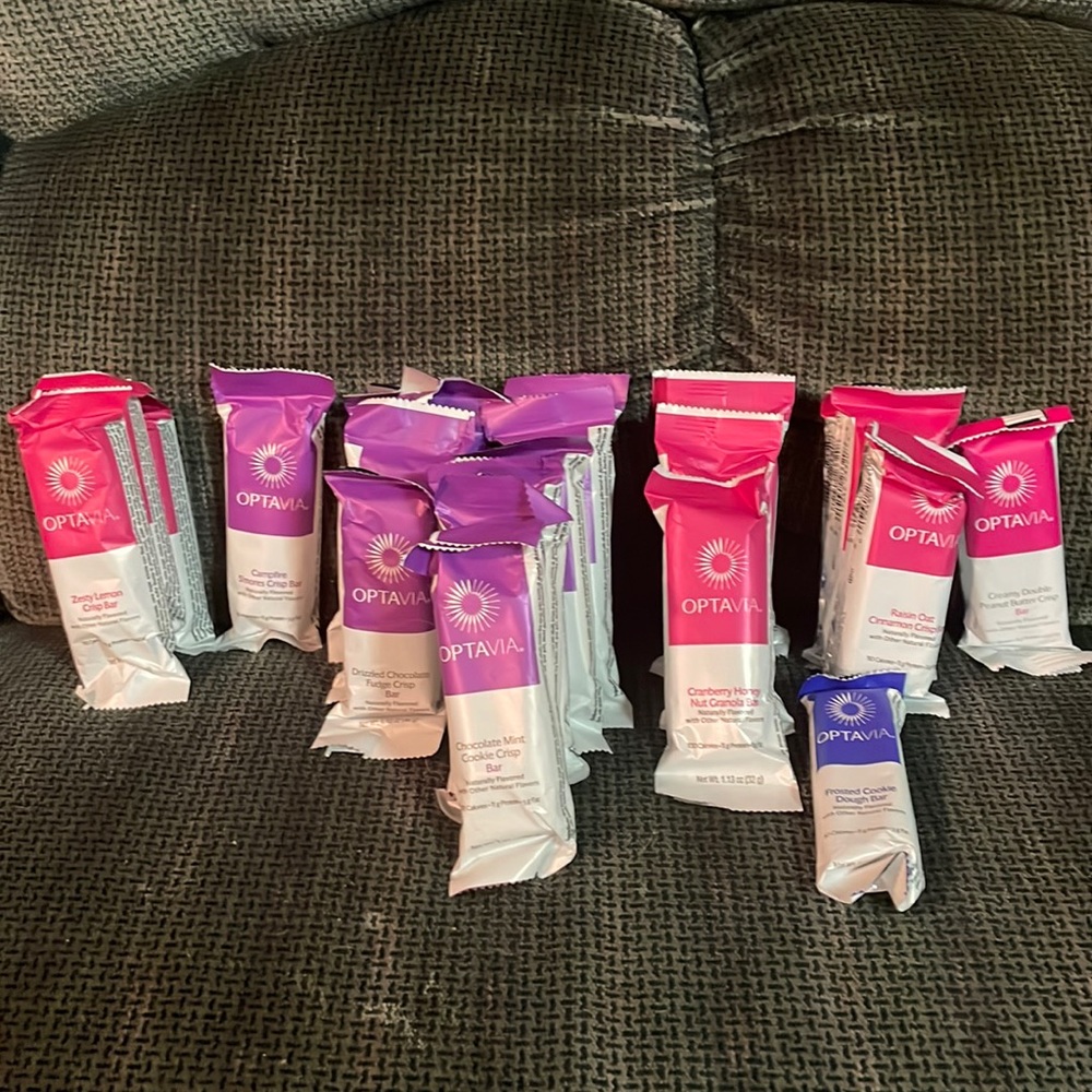 Assorted lot of OPTAVIA bars